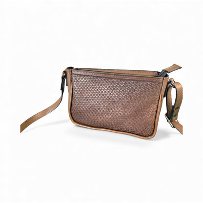 Chiseled and Handmade Premium Leather Bag in Los Angeles | Reynaga Los Ángeles