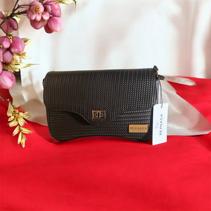 Premium Leather Bag in Los Angeles | Reynaga Los Ángeles