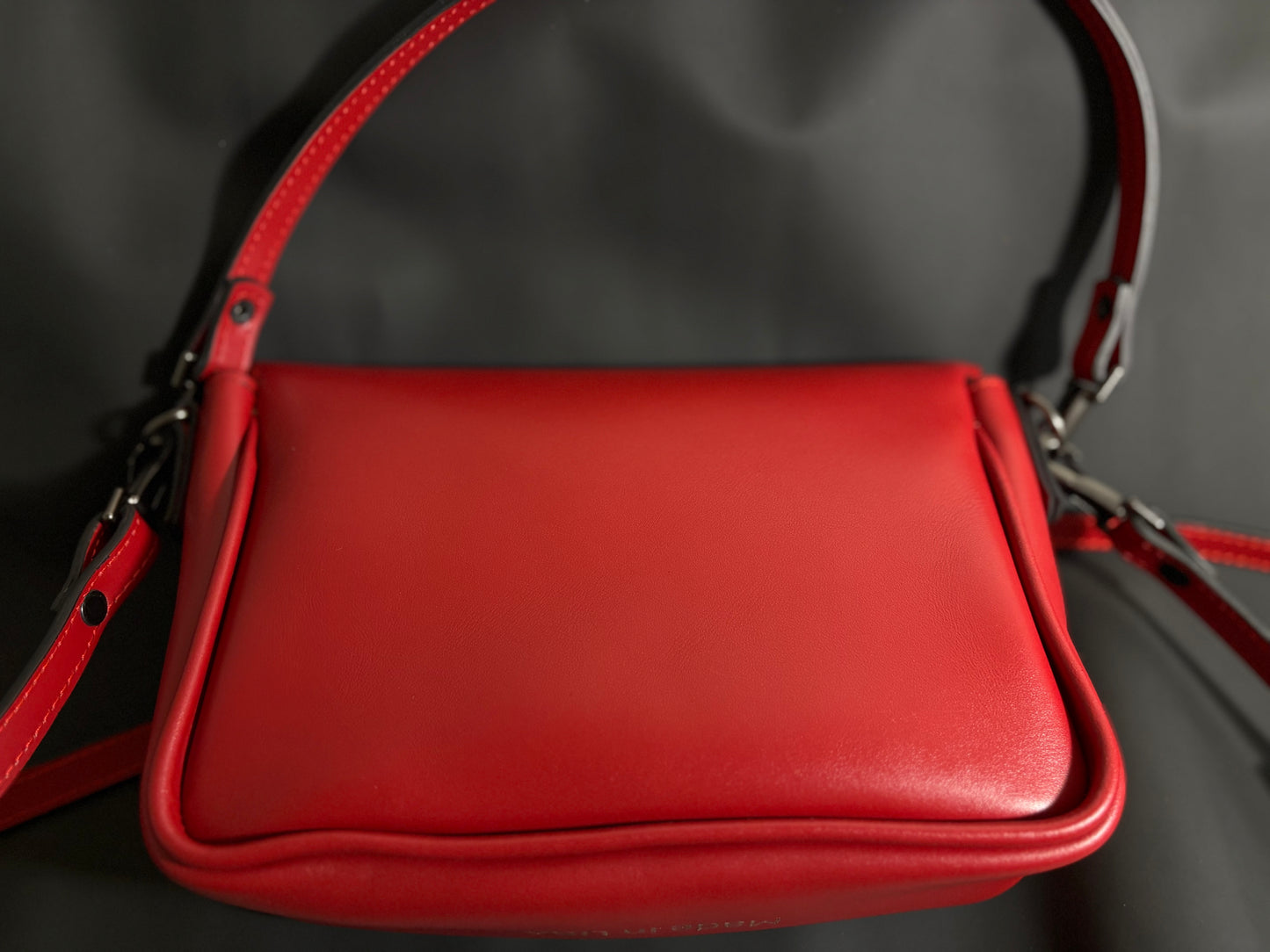 Handmade Premium Leather Bag in Los Angeles | Reynaga Los Ángeles